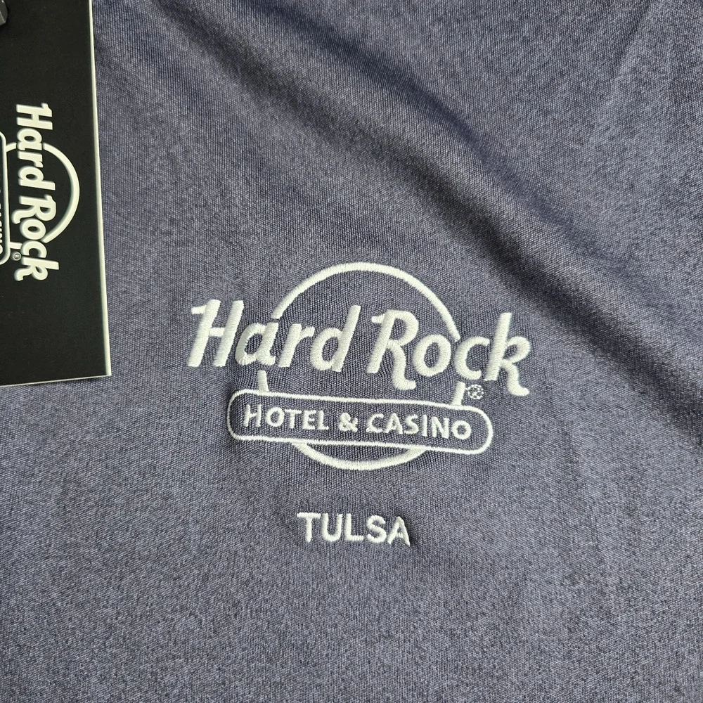 NWT Hard Rock Performance 1/4 Zip Mens 2XL Blue L/S Tulsa Oklahoma Stretch